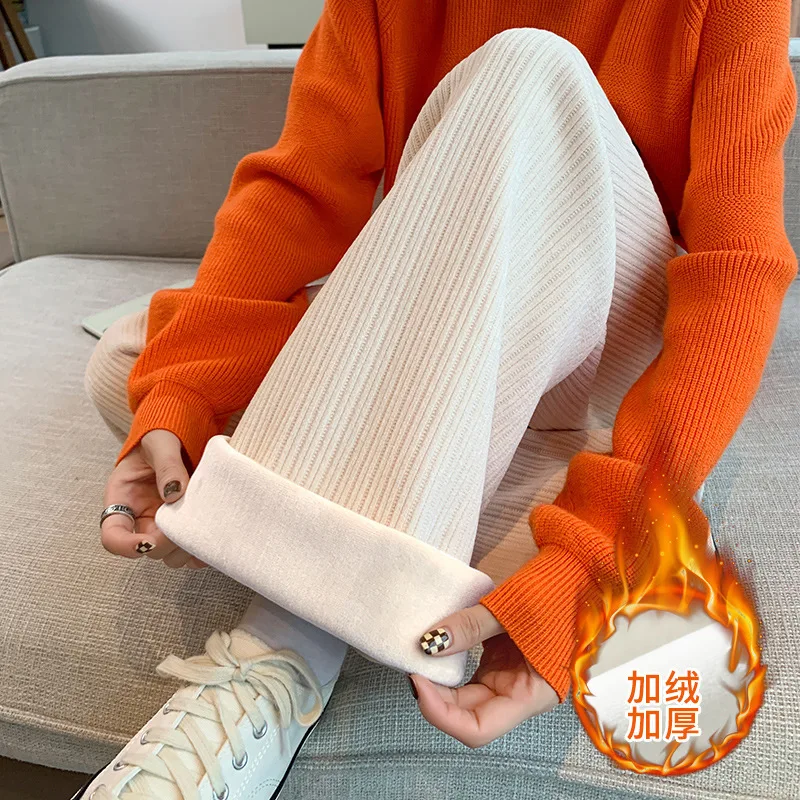 2025 Women's Thick Corduroy Wide Leg Pants with Velvet and Winter High Waist Long Pants with Drop Feeling Loose Casual Pants
2025 Women's Thick Corduroy Wide Leg Pants with Velvet and Winter High Waist Long Pants with Drop Feeling Loose Casual Pants