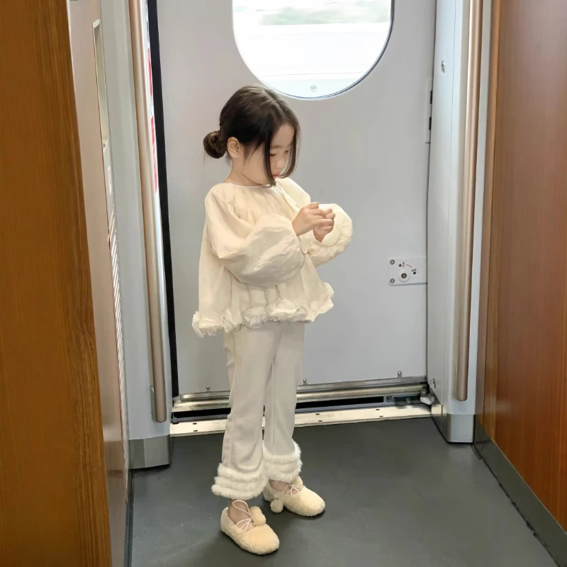 Новая коллекция детской одежды Весна 2026: Модные блузки для девочек с пышными рукавами и 3D-цветами, стильные рубашки и топы
Новая коллекция детской одежды Весна 2026: Модные блузки для девочек с пышными рукавами и 3D-цветами, стильные рубашки и топы