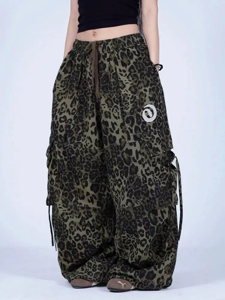 Snake Print Streetwear Pants Retro Oversized Loose Fit Hip Hop Dance Trousers Trendy Street Style Work Joggers
Snake Print Streetwear Pants Retro Oversized Loose Fit Hip Hop Dance Trousers Trendy Street Style Work Joggers