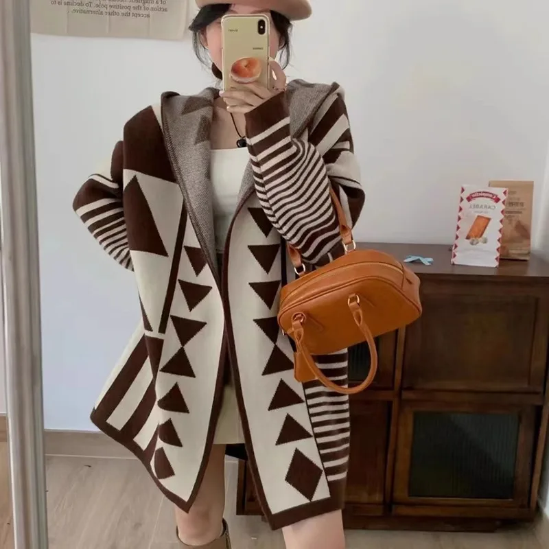 Retro Japanese Lazy Sweater Women'S Autumn/Winter New Style High End Loose Hooded Mid Length Cardigan Coat
Retro Japanese Lazy Sweater Women'S Autumn/Winter New Style High End Loose Hooded Mid Length Cardigan Coat