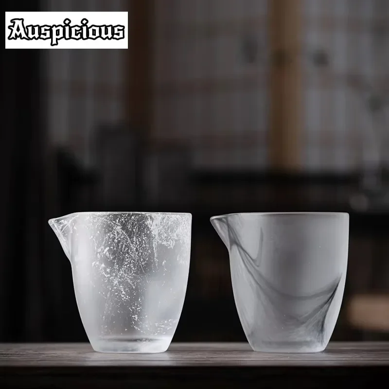 230ml Creative Glass Crystal Fair Cup High Quality Thickened Glass Tea Pitcher Transparent Justice Cup Kung Fu Tea Accessories
230ml Creative Glass Crystal Fair Cup High Quality Thickened Glass Tea Pitcher Transparent Justice Cup Kung Fu Tea Accessories