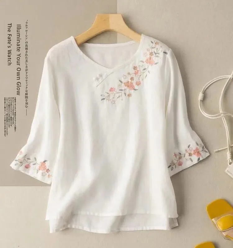 Summer New Embroidered Cotton Linen Loose Sleeveless Shirt Women's Artistic Retro Style V-neck Top Comfortable Breathable
Summer New Embroidered Cotton Linen Loose Sleeveless Shirt Women's Artistic Retro Style V-neck Top Comfortable Breathable