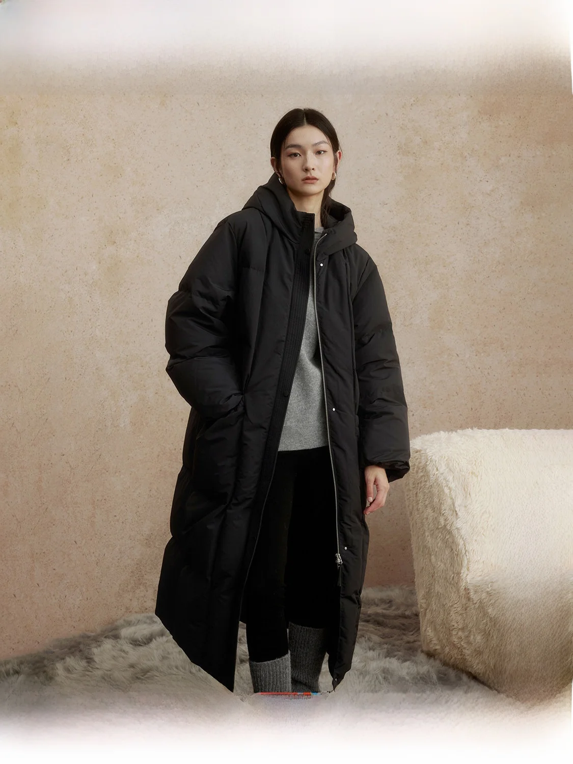 Женское зимнее теплое пуховое пальто ZhiZhi YanhunQu с капюшоном, прямого кроя, из полиэфирного волокна
Женское зимнее теплое пуховое пальто ZhiZhi YanhunQu с капюшоном, прямого кроя, из полиэфирного волокна