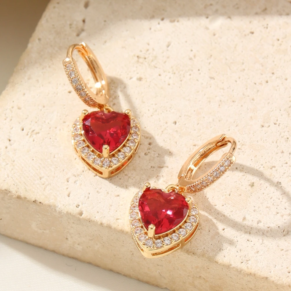 Heart earrings for Women 2025 New Personality Fashion Synthetic Zircon Dangle Earring Golden Wedding Party Jewelry Accessories
Heart earrings for Women 2025 New Personality Fashion Synthetic Zircon Dangle Earring Golden Wedding Party Jewelry Accessories