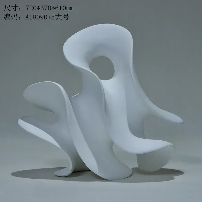 Hotel, villa, model room, living room modern simple abstract sculpture decoration.
Hotel, villa, model room, living room modern simple abstract sculpture decoration.