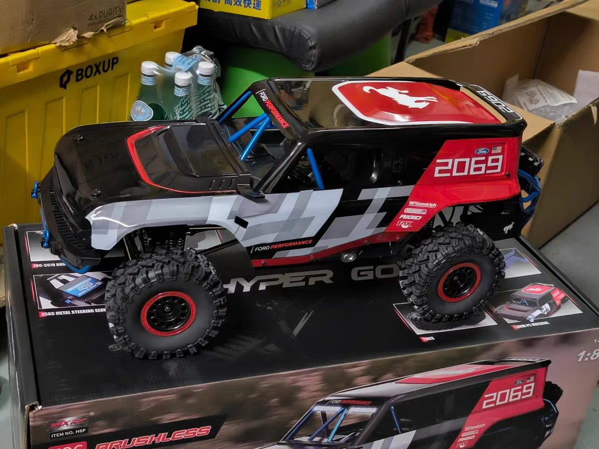 Радиоуправляемая внедорожная машина 2.4G H8P1 в масштабе 1:8, полноприводная, для соревнований, игрушка на пульте управления, подарок на день рождения для детей
Радиоуправляемая внедорожная машина 2.4G H8P1 в масштабе 1:8, полноприводная, для соревнований, игрушка на пульте управления, подарок на день рождения для детей