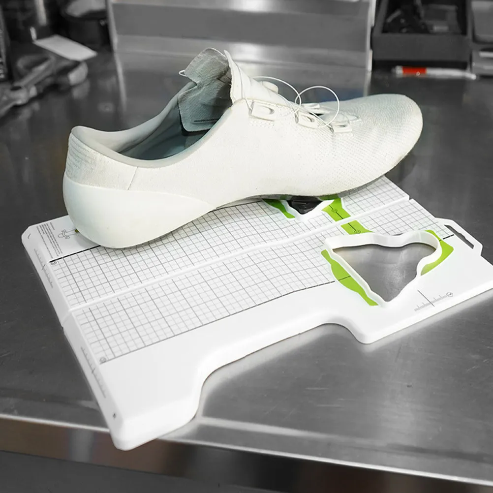 Versatile Pedal Cleat Fitting Tool Sturdy Polypropylene Construction Compact Lightweight Cleat Adjustment Tool for Mountain Road
Versatile Pedal Cleat Fitting Tool Sturdy Polypropylene Construction Compact Lightweight Cleat Adjustment Tool for Mountain Road