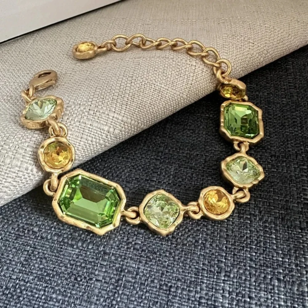 YEEVAA Vintage Gold Tone Multicolor Crystal Link Bracelet, Emerald Cut Gemstone Statement Bracelet for Women Fashion Jewelry
YEEVAA Vintage Gold Tone Multicolor Crystal Link Bracelet, Emerald Cut Gemstone Statement Bracelet for Women Fashion Jewelry
