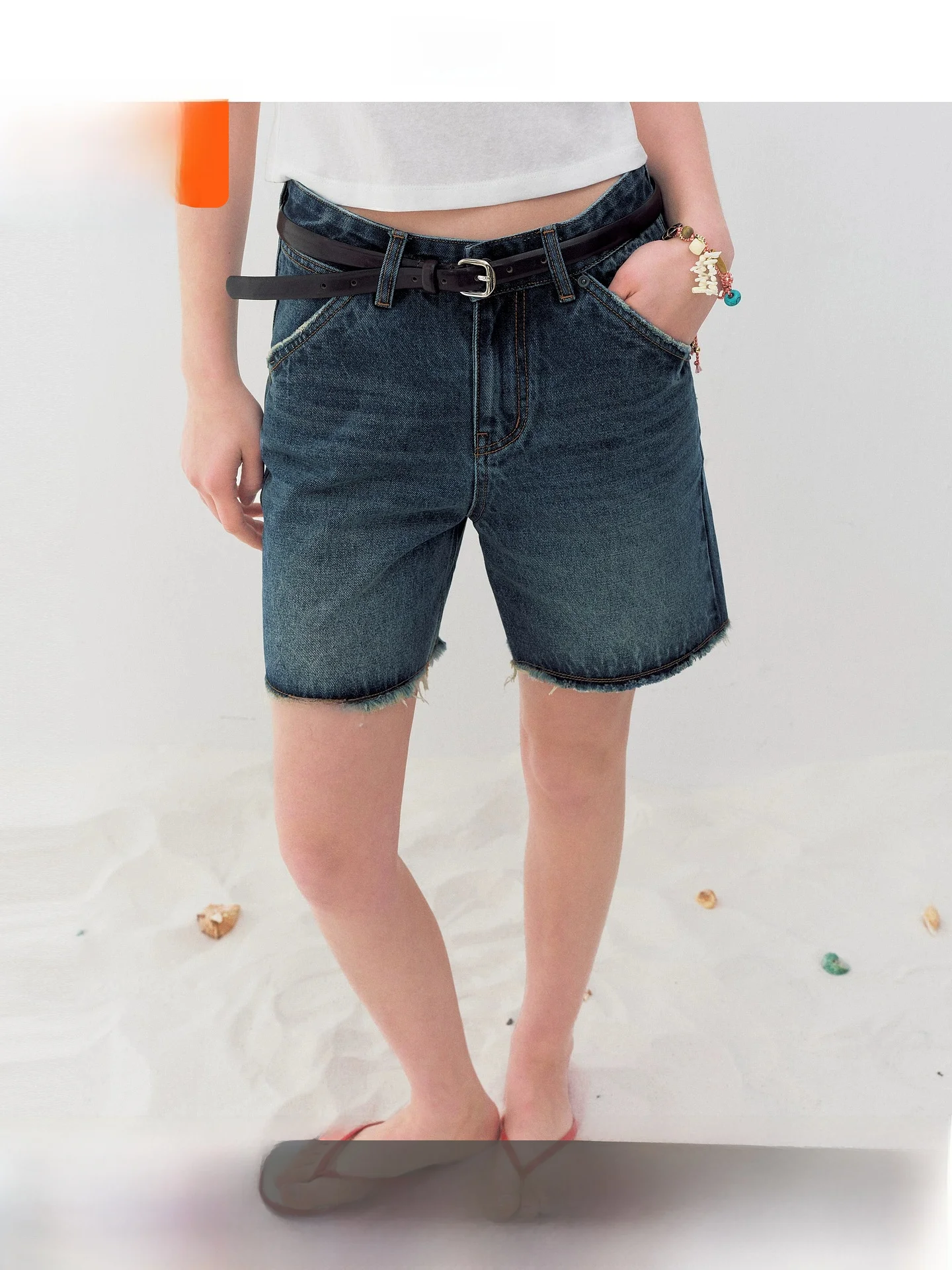 Fano American Loose Vintage Blue Jeans Women's mid Waist Short Pants Classic Frayed Cotton Straight Leg Summer New Arrival
Fano American Loose Vintage Blue Jeans Women's mid Waist Short Pants Classic Frayed Cotton Straight Leg Summer New Arrival