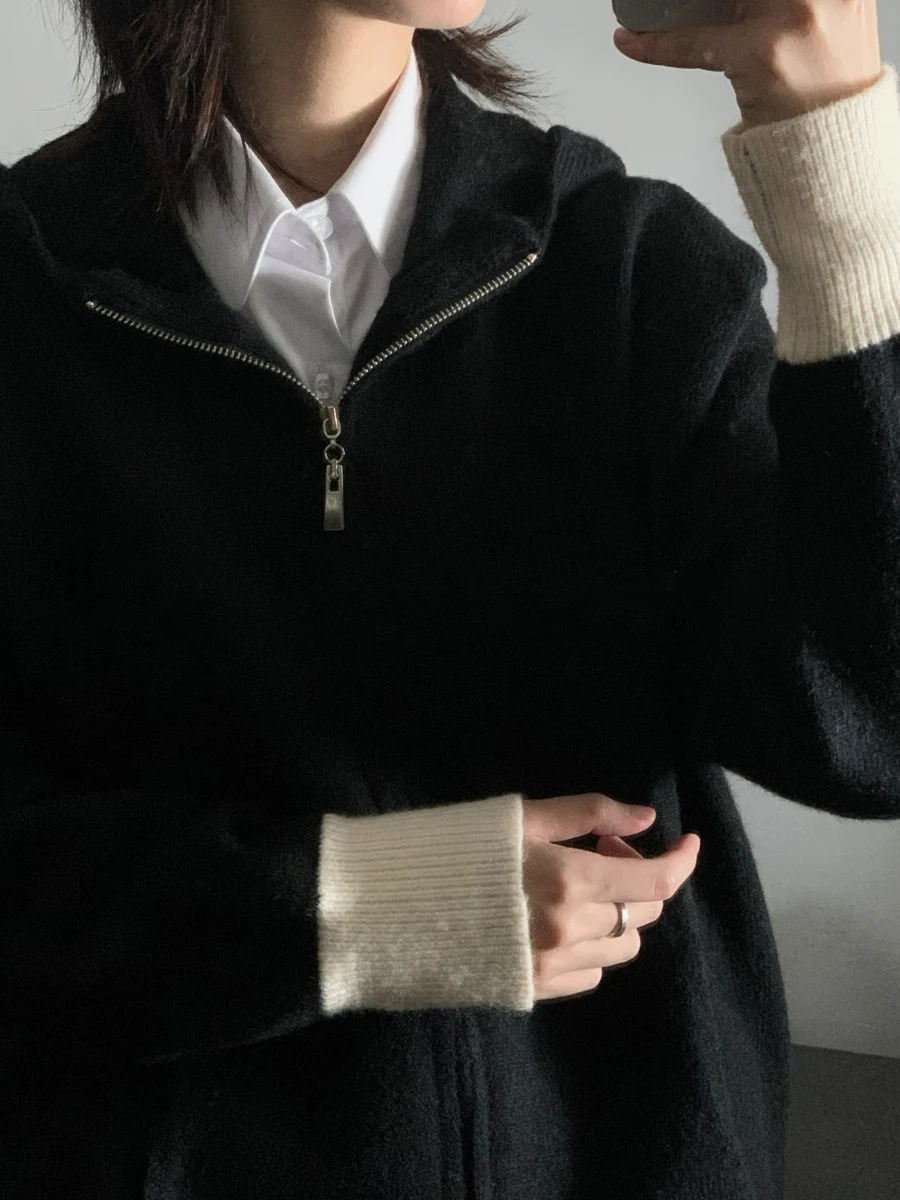 Retro High-End Zipper Hooded Knitted Cardigan Sweater for Young Men Casual Loose Sweatshirt Jacket Autumn Winter Streetwear
Retro High-End Zipper Hooded Knitted Cardigan Sweater for Young Men Casual Loose Sweatshirt Jacket Autumn Winter Streetwear