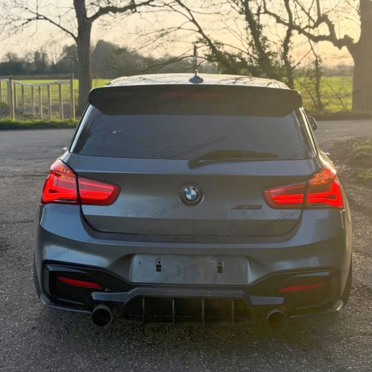For BMW 1 Series F20 F21 LCI M Sport 2015-2019 ABS Rear Bumper Diffuser Wind Knife Rear Blade Spoiler Exterior Tuning Parts
For BMW 1 Series F20 F21 LCI M Sport 2015-2019 ABS Rear Bumper Diffuser Wind Knife Rear Blade Spoiler Exterior Tuning Parts