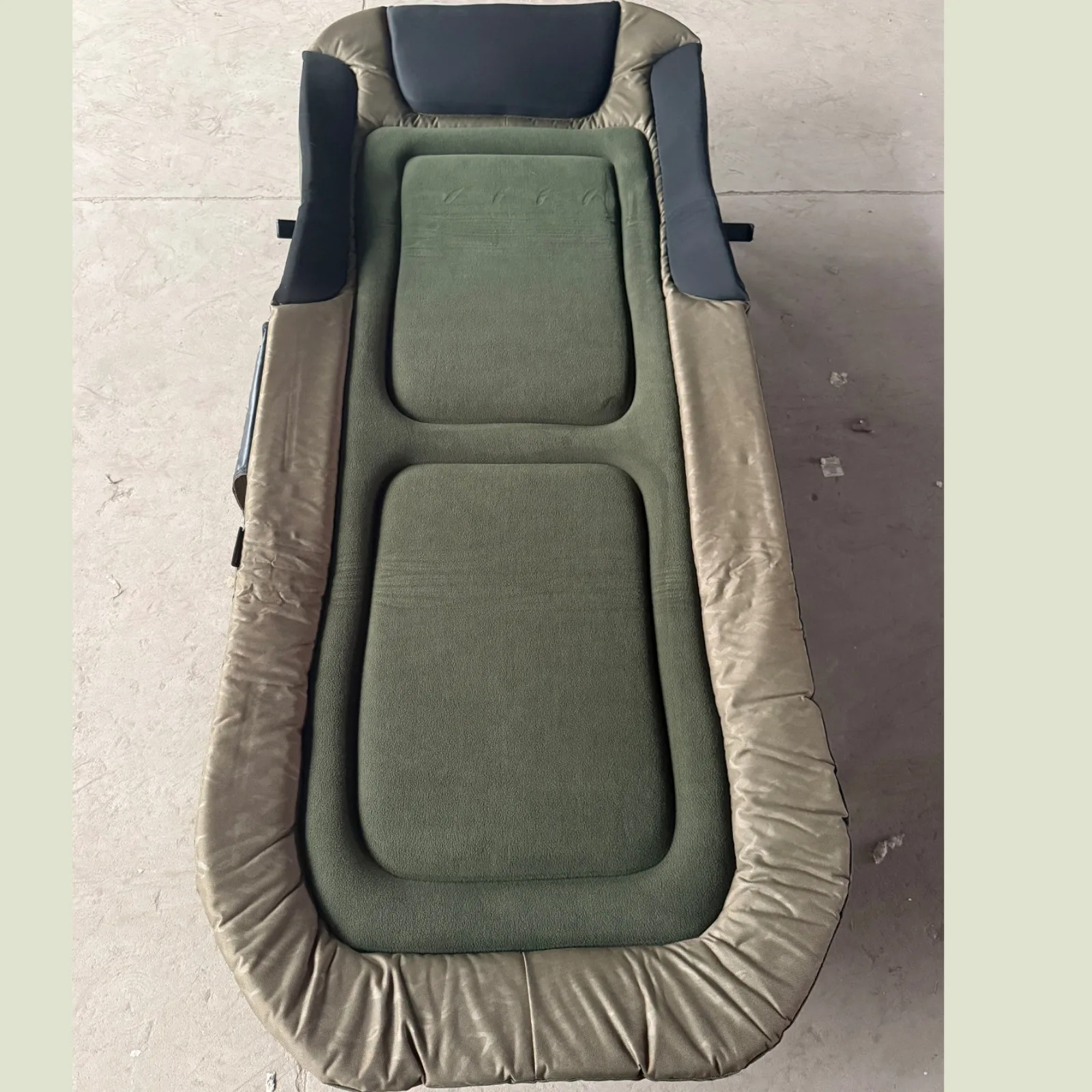 Портативная складная походная кровать из оксфордской ткани 600D с сумкой для переноски, выдерживает до 180 кг, для путешествий на природе, пляжа, походов
Портативная складная походная кровать из оксфордской ткани 600D с сумкой для переноски, выдерживает до 180 кг, для путешествий на природе, пляжа, походов