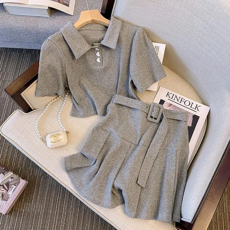 Women Y2K Suit POLO T Shirt Top And Mini Pleated Skirt Two Piece Set Female Tracketsuit Fashion 2022 Summer Cotton Sport Clothes
Women Y2K Suit POLO T Shirt Top And Mini Pleated Skirt Two Piece Set Female Tracketsuit Fashion 2022 Summer Cotton Sport Clothes