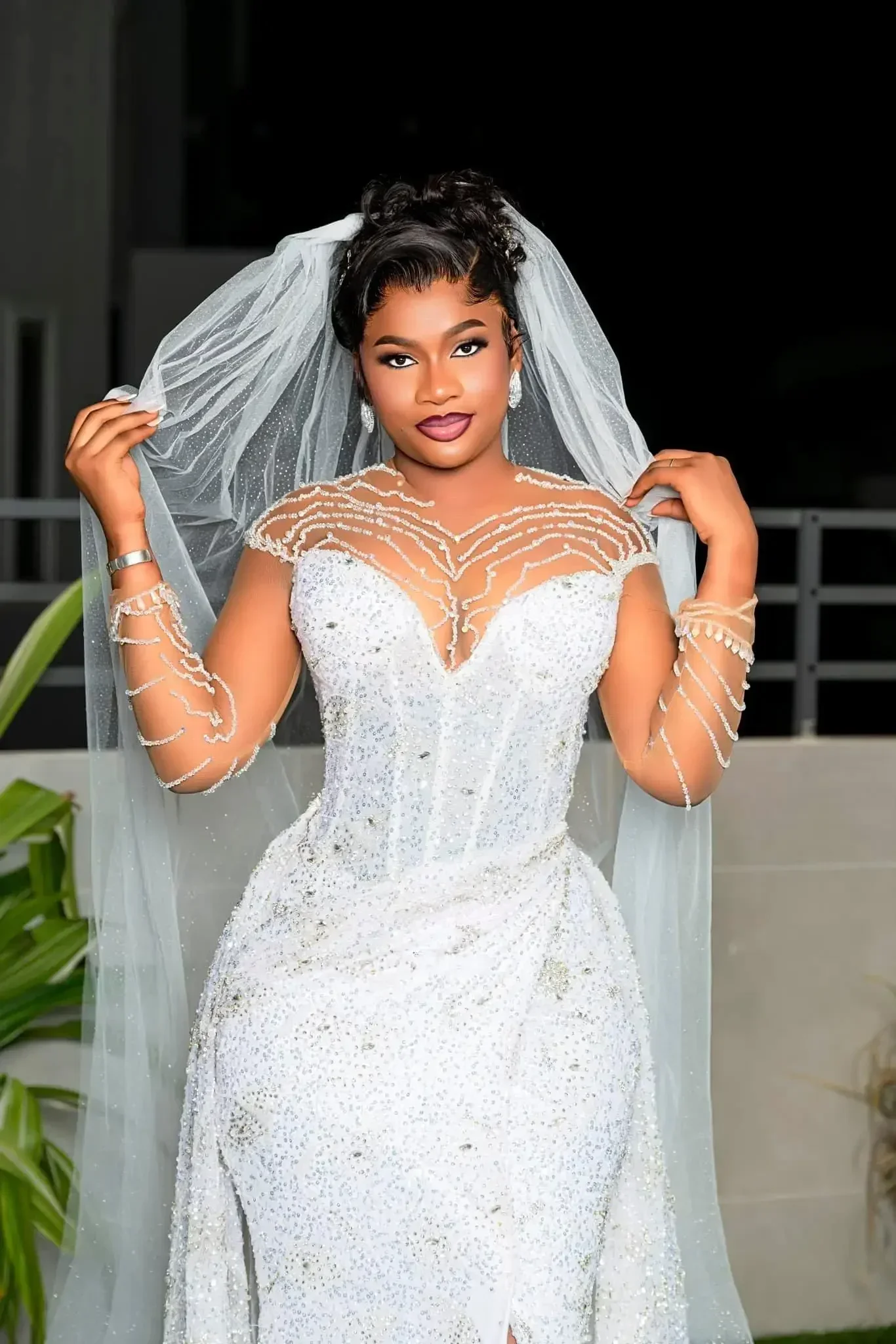 Популярное свадебное платье с блестками и стразами по индивидуальному заказу, с длинными рукавами, сексуальное свадебное платье с разрезом по бокам, арабское свадебное платье русалки Aso Ebi
Популярное свадебное платье с блестками и стразами по индивидуальному заказу, с длинными рукавами, сексуальное свадебное платье с разрезом по бокам, арабское свадебное платье русалки Aso Ebi