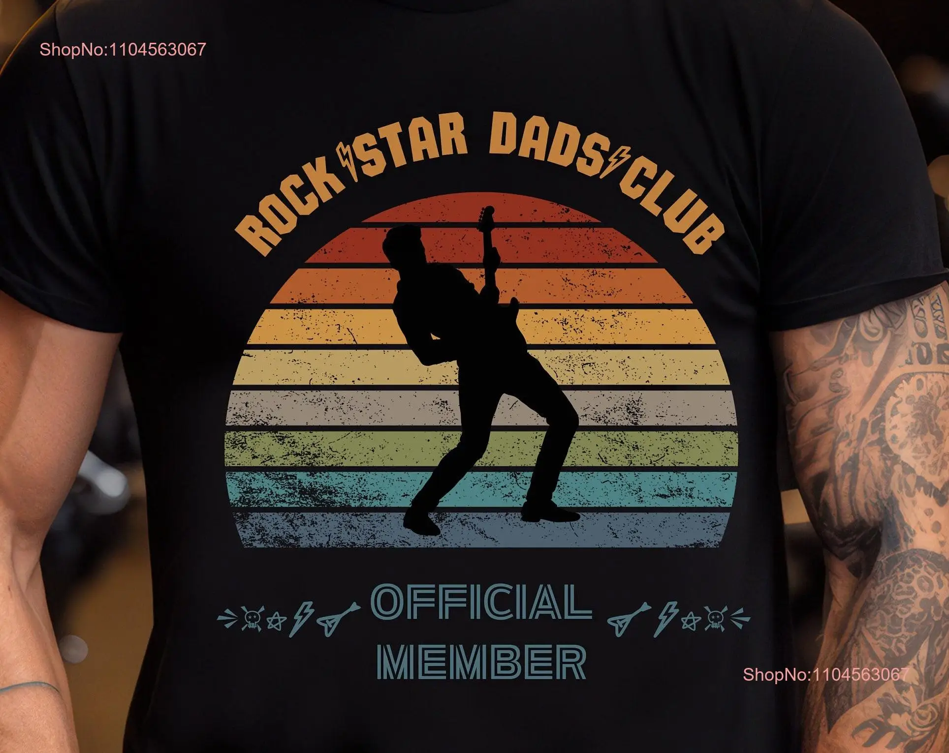 Rock Star Dads Club T shirt Dad Husband for Father's Day Anniversary long or short sleeves
Rock Star Dads Club T shirt Dad Husband for Father's Day Anniversary long or short sleeves