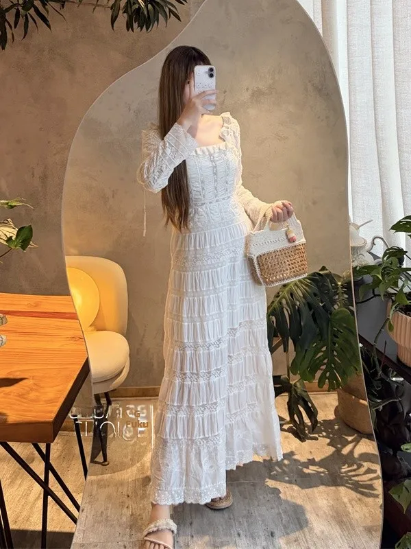 Susan Do Lace Hollow out Long Sleeve Dress Women's Square Collar Gown French Style Organic Cotton Embroidered Patchwork Skirt
Susan Do Lace Hollow out Long Sleeve Dress Women's Square Collar Gown French Style Organic Cotton Embroidered Patchwork Skirt