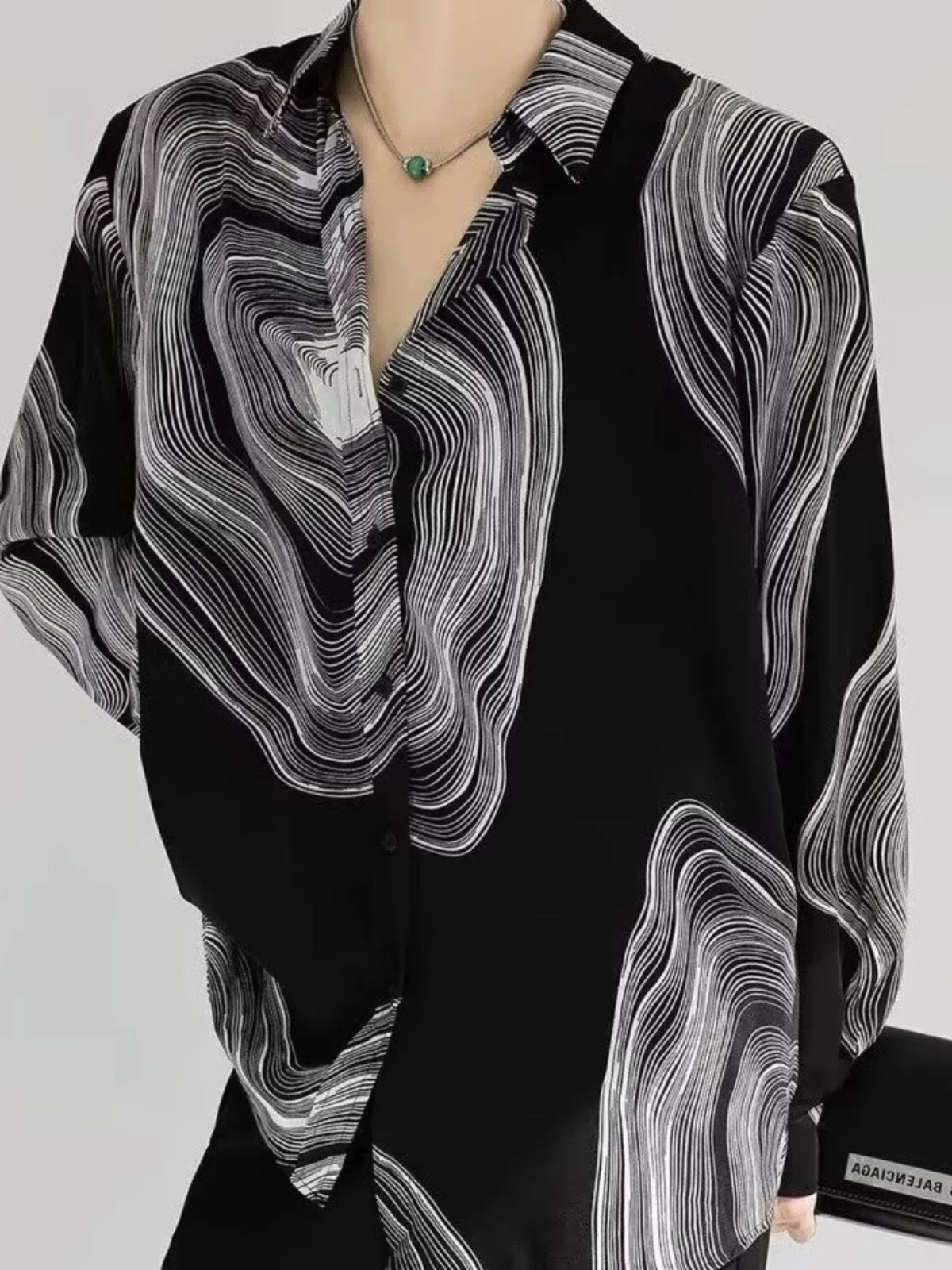 Dark Style Long Sleeve Men's Casual Shirt Draping Design Hair Stylist Trendy Loose Fit Polyester Fiber Spring Summer Shirt
Dark Style Long Sleeve Men's Casual Shirt Draping Design Hair Stylist Trendy Loose Fit Polyester Fiber Spring Summer Shirt