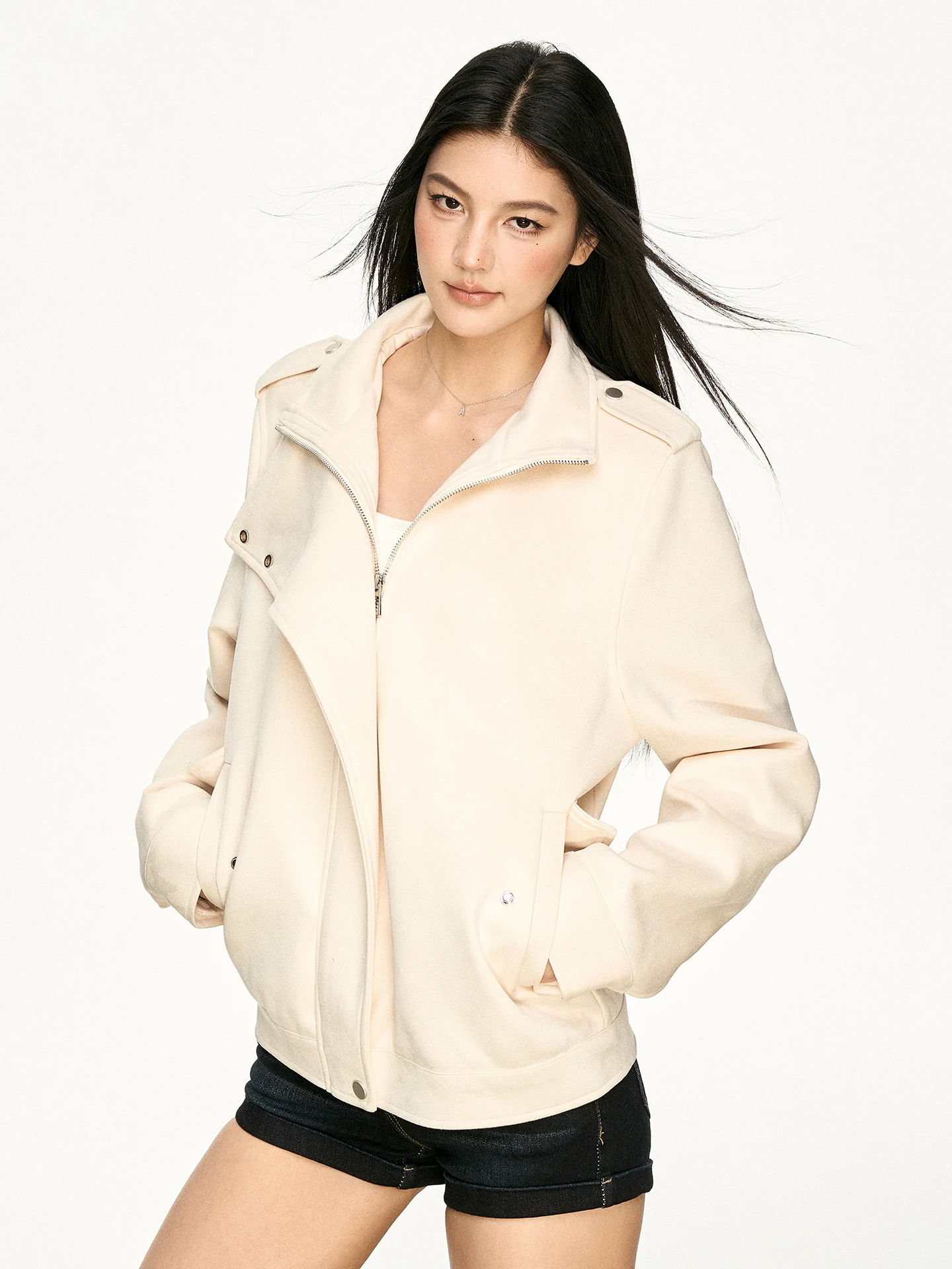 Aaisup Premium Suede Stand Collar Jacket Women's Loose Casual Motorcycle Style Top Spring Season Fashionable Outerwear
Aaisup Premium Suede Stand Collar Jacket Women's Loose Casual Motorcycle Style Top Spring Season Fashionable Outerwear