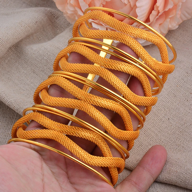 24K Gold Color Gold Color Bangles For Women Girls Arabic Ethiopian Nigerian Banquet Wedding Party Choker Copper Jewelry Gifts
24K Gold Color Gold Color Bangles For Women Girls Arabic Ethiopian Nigerian Banquet Wedding Party Choker Copper Jewelry Gifts