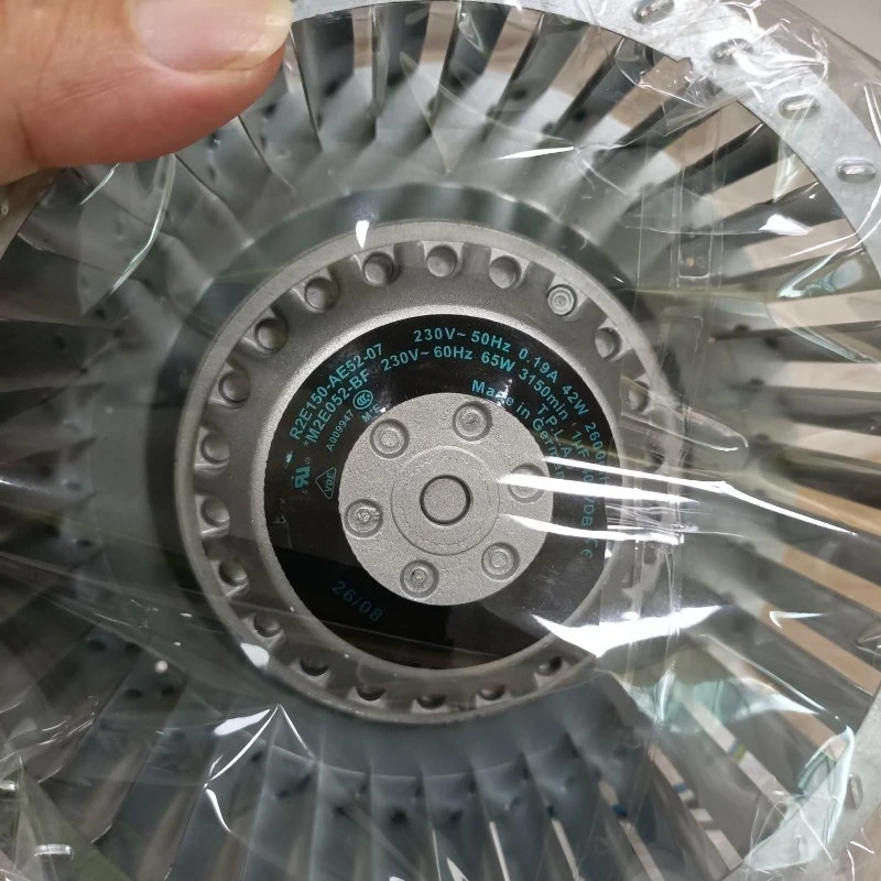 R2E150-AE52-06 R2E150-AE52-07 AC230V R2D150-AE52-06 R2E150-AE52-01 R2E150-AG52-09 Оригинальный вентилятор
R2E150-AE52-06 R2E150-AE52-07 AC230V R2D150-AE52-06 R2E150-AE52-01 R2E150-AG52-09 Оригинальный вентилятор