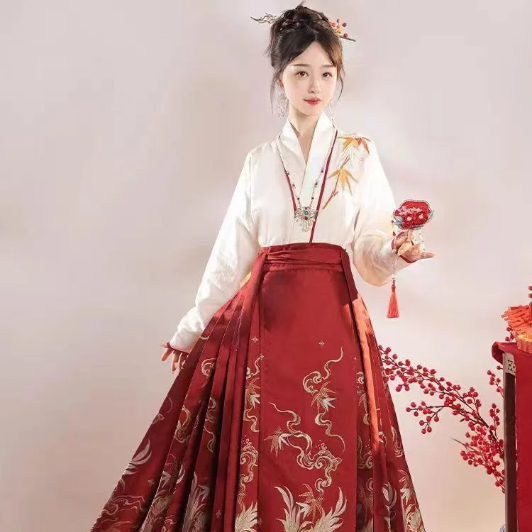 Spring Ming Style New Chinese Style Hanfu Long Sleeved Embroidered Shirt Daily Commuting Set Halloween Chinese Cosplay Set
Spring Ming Style New Chinese Style Hanfu Long Sleeved Embroidered Shirt Daily Commuting Set Halloween Chinese Cosplay Set
