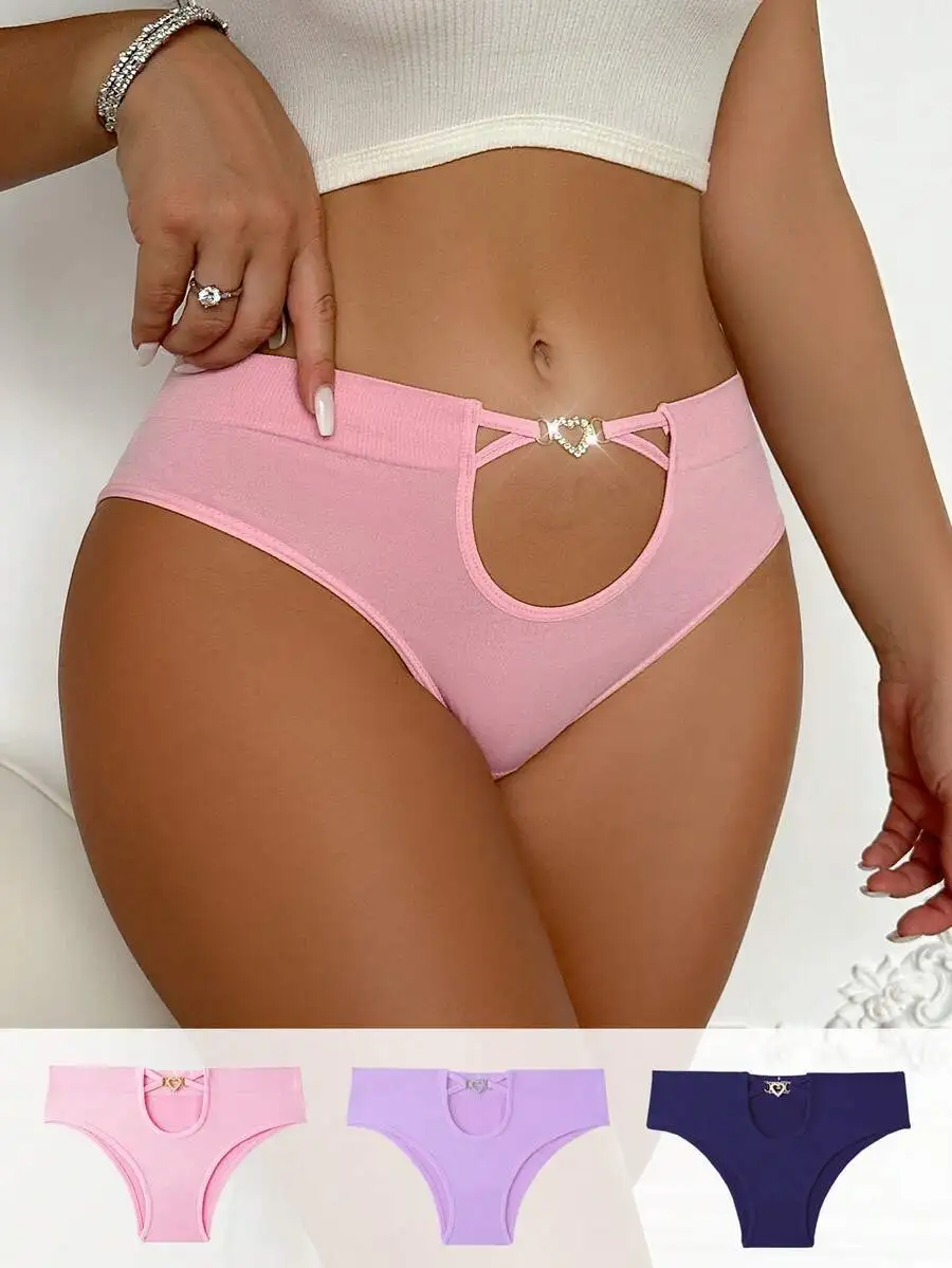 3pcs Women Seamless Solid Color Bikini Panties With Hollow Out Design
3pcs Women Seamless Solid Color Bikini Panties With Hollow Out Design