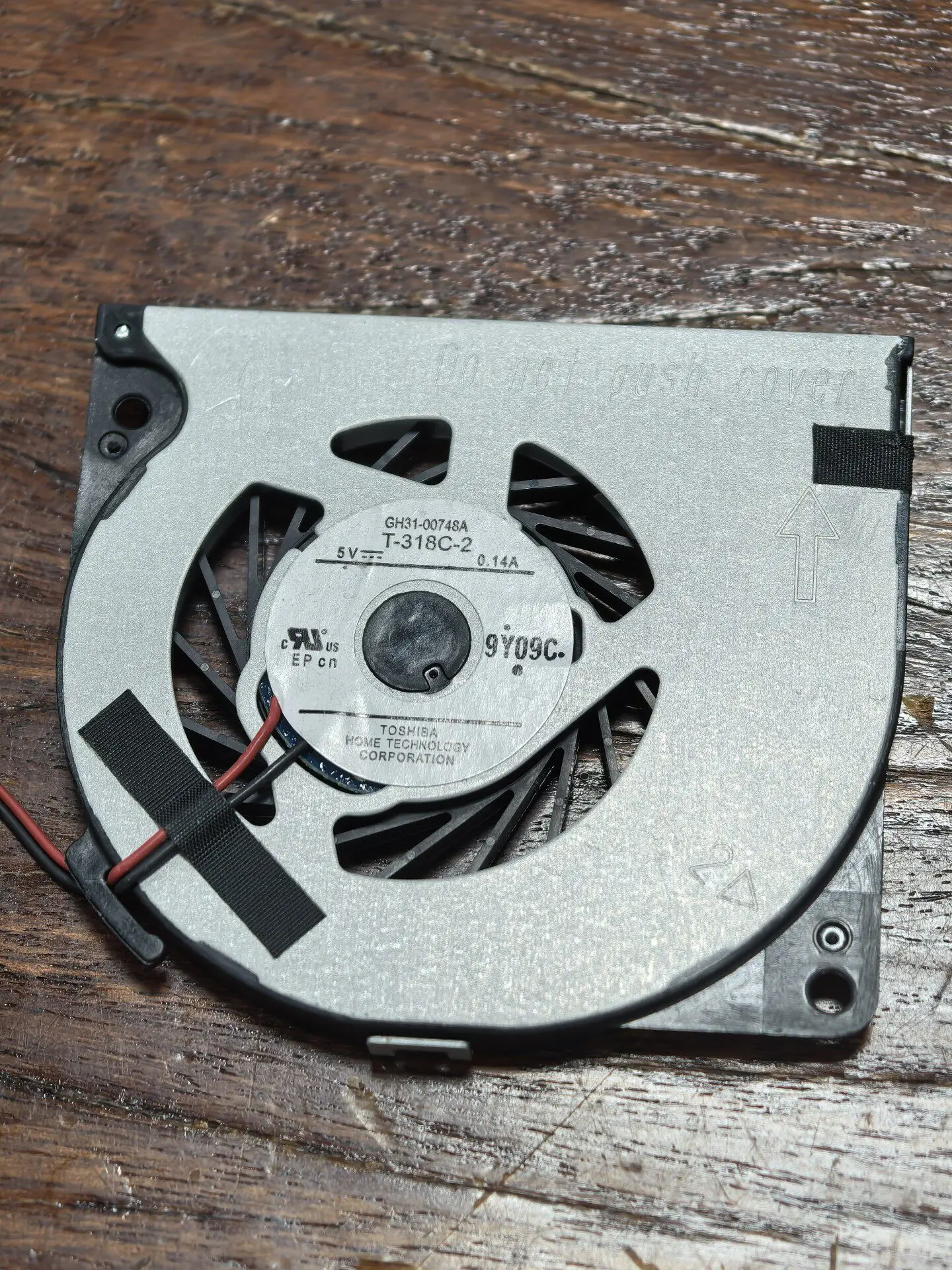 Original T-318C-2 5V 0.14A 5505 2-wire ultra-thin turbo cooling fan
Original T-318C-2 5V 0.14A 5505 2-wire ultra-thin turbo cooling fan