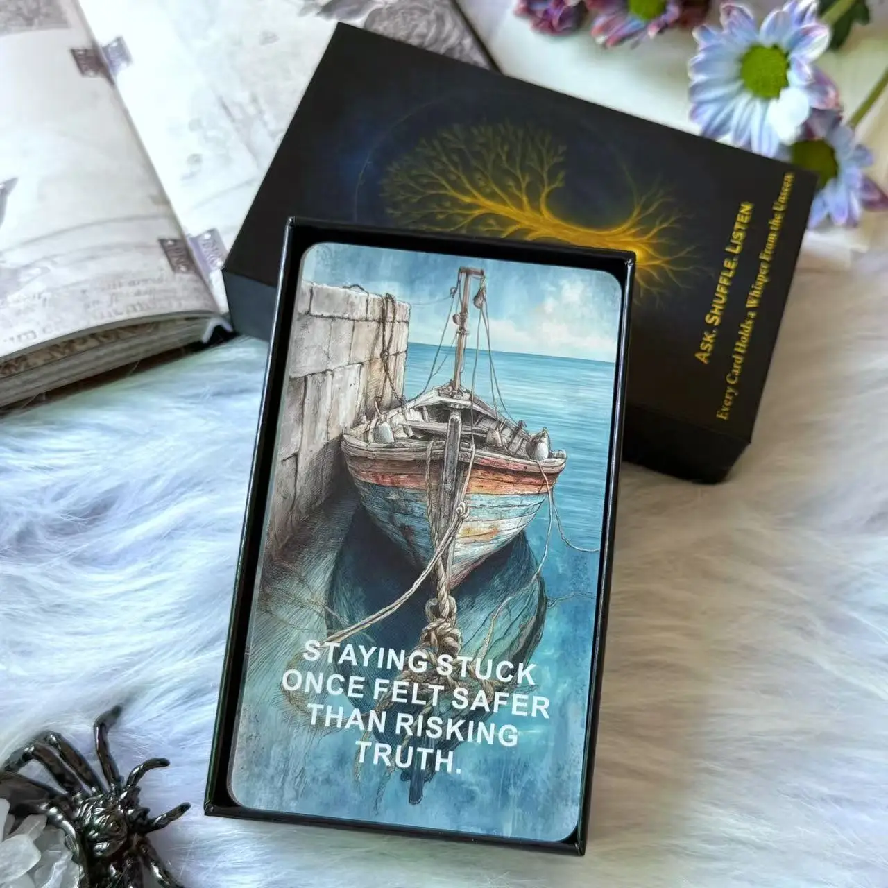 English Oracle Cards Deck, The Cost of Becoming, 56 Cards with A Box, Self-reflection, Card Games, Tarot Cards, 12*7cm, 14+
English Oracle Cards Deck, The Cost of Becoming, 56 Cards with A Box, Self-reflection, Card Games, Tarot Cards, 12*7cm, 14+