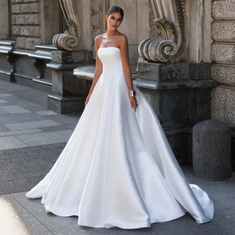 Customized Exquisite Strapless Beading Wedding Gown Charming A-line Wedding Dress Sleeveless Bridal Dresses Vestidos De Noiva
Customized Exquisite Strapless Beading Wedding Gown Charming A-line Wedding Dress Sleeveless Bridal Dresses Vestidos De Noiva