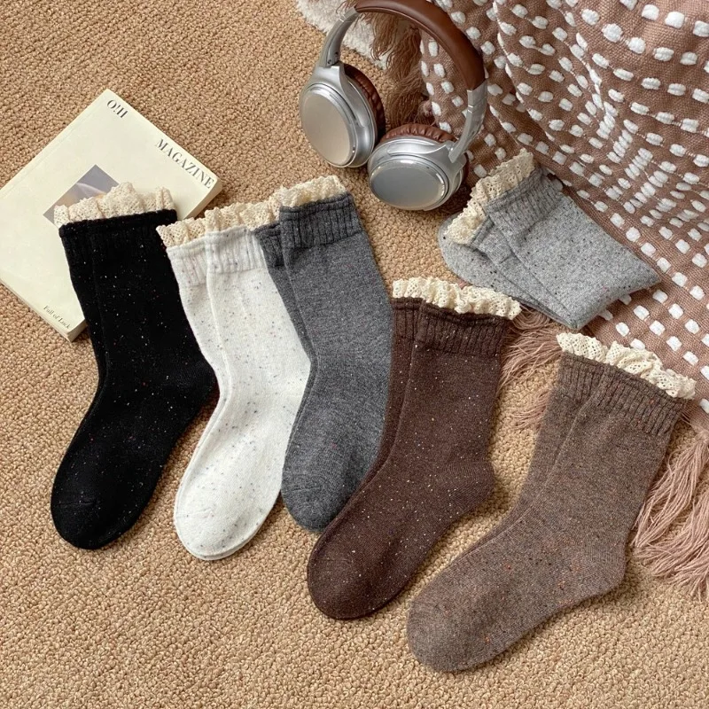 1/6 pairs Spring Autumn New Fashionable Versatile mid tube socks Elegant minimalist Thickened Lace Women socks comfortable socks
1/6 pairs Spring Autumn New Fashionable Versatile mid tube socks Elegant minimalist Thickened Lace Women socks comfortable socks