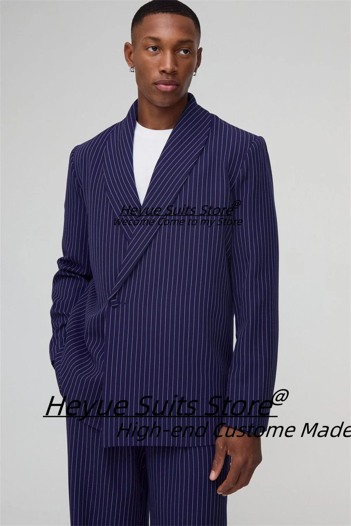 Elegant Navy Blue Stripe Men Suits Loose Shawl Lapel Groom Formal Tuxedos 2 Pieces Sets Office Work Male Blazers Ropa Hombre
Elegant Navy Blue Stripe Men Suits Loose Shawl Lapel Groom Formal Tuxedos 2 Pieces Sets Office Work Male Blazers Ropa Hombre