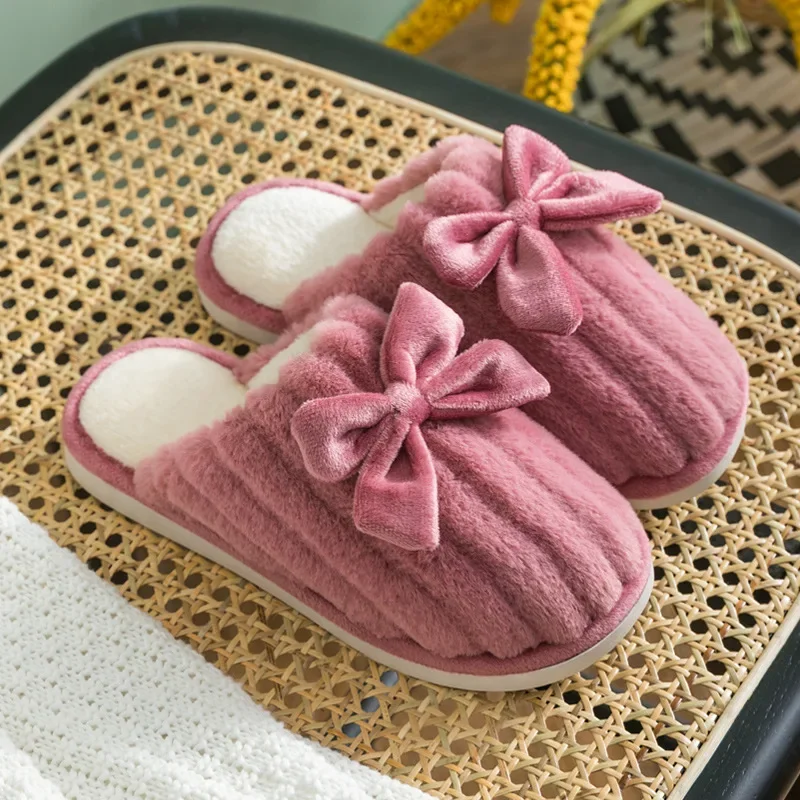 Fashion Women's Bow Slippers Fall/Winter Indoor Bedroom Floor Lightweight and Comfortable&Soft Warm Slippers for Home
Fashion Women's Bow Slippers Fall/Winter Indoor Bedroom Floor Lightweight and Comfortable&Soft Warm Slippers for Home