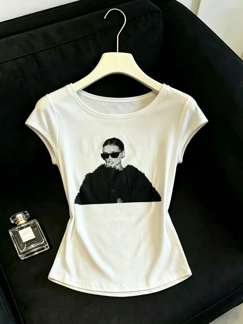Summer Vintage Print One-Shoulder T-Shirt Women's Self-Keeping Style Slimming Versatile Top Korean Style Commute Silk Fabric
Summer Vintage Print One-Shoulder T-Shirt Women's Self-Keeping Style Slimming Versatile Top Korean Style Commute Silk Fabric