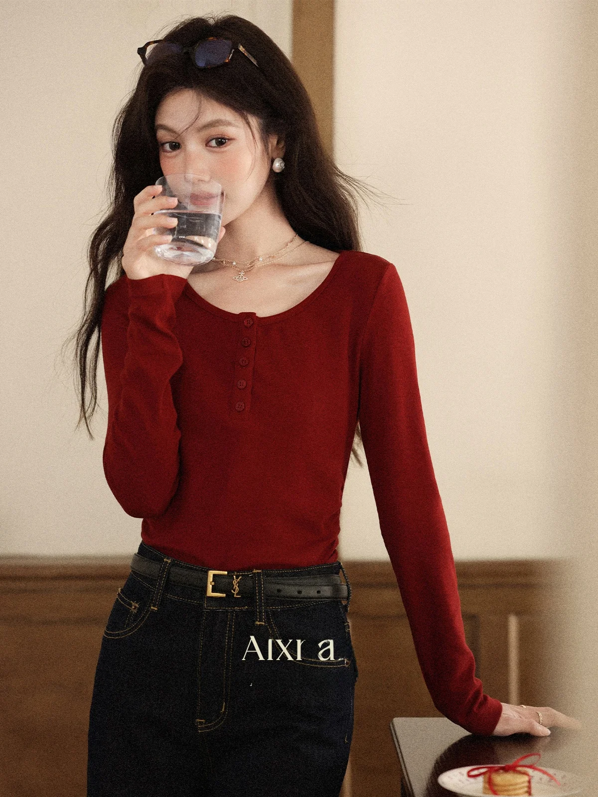 Red Long Sve Women's T-irt Slim Fit Beautiful Faionable Autumn New Sle Lipsti Residue Yunnan Ladies Daily Wear
Red Long Sve Women's T-irt Slim Fit Beautiful Faionable Autumn New Sle Lipsti Residue Yunnan Ladies Daily Wear
