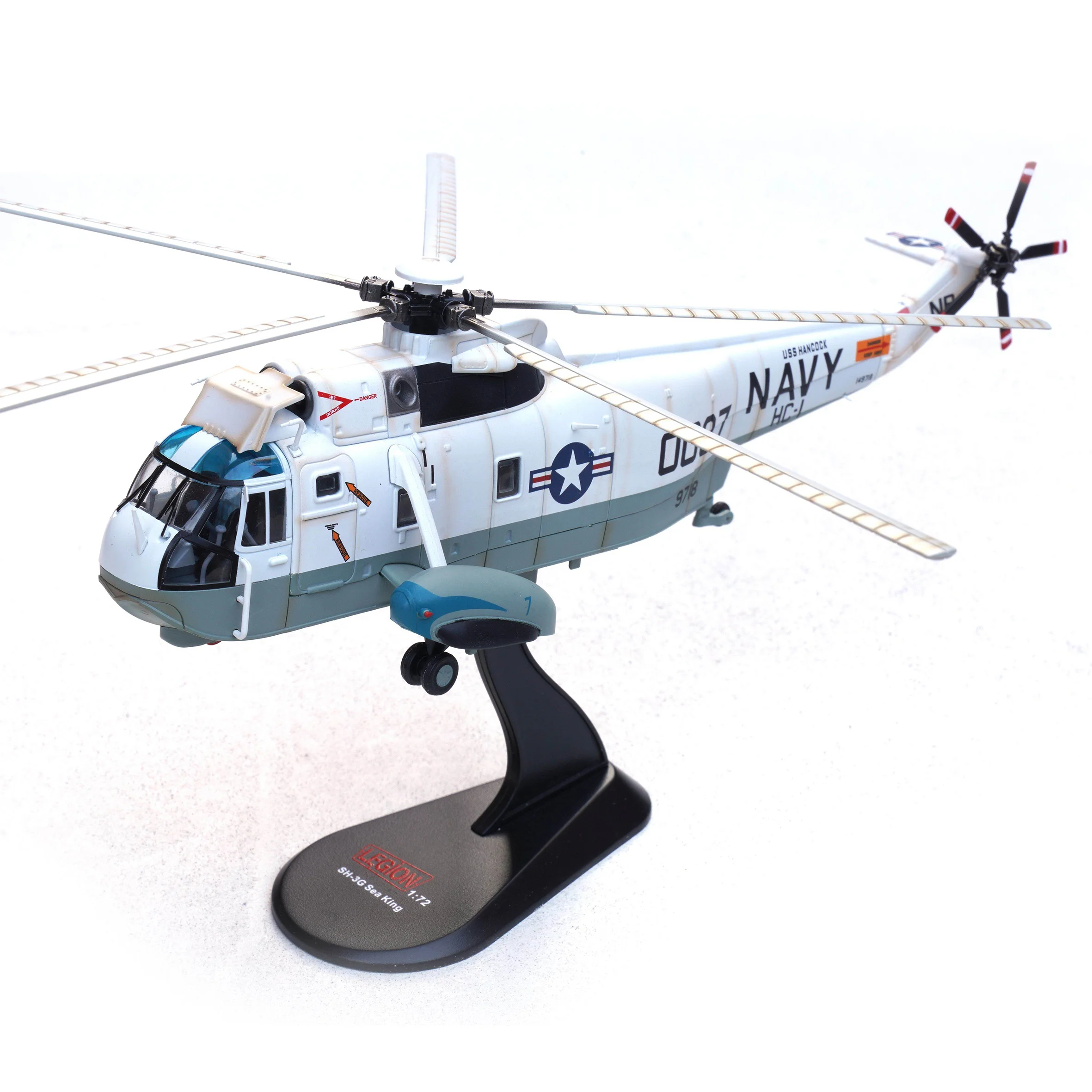 L14055LB 1/72 SH-3G Anti Submarine Helicopter Model 0037 HC-1 Squadron Static Finished Product Model
L14055LB 1/72 SH-3G Anti Submarine Helicopter Model 0037 HC-1 Squadron Static Finished Product Model