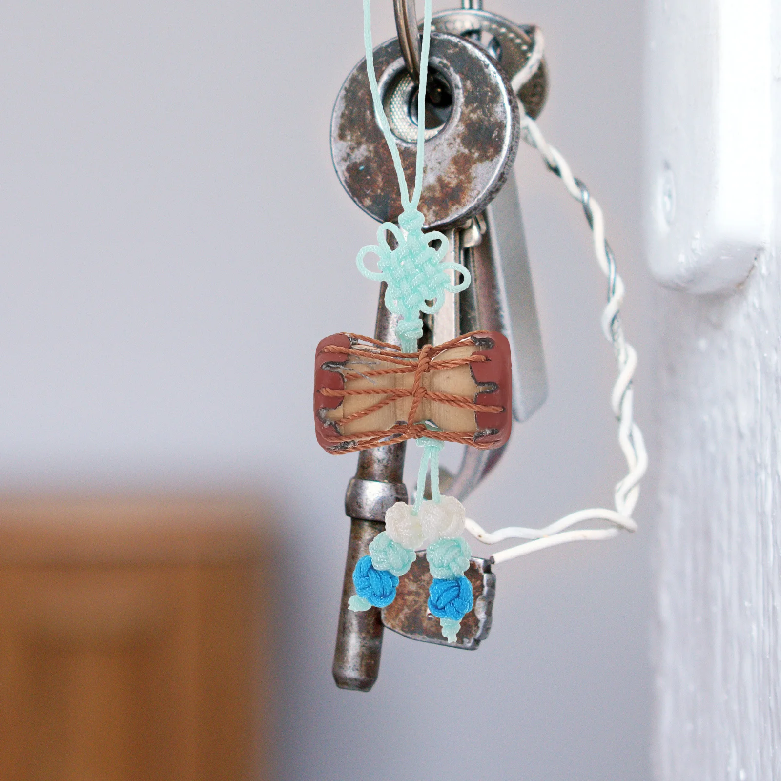 2Pcs Key Chain Decorative Pendant Ethnic Style Round Waist Drum Keyring Backpack Bag Schoolbag Hanging Ornaments
2Pcs Key Chain Decorative Pendant Ethnic Style Round Waist Drum Keyring Backpack Bag Schoolbag Hanging Ornaments