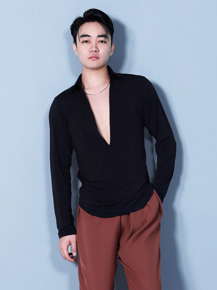 Мужской костюм для профессиональных соревнований по латинским танцам по индивидуальному заказу, большой сетчатый дизайн с v-образным вырезом, верхняя тренировочная одежда
Мужской костюм для профессиональных соревнований по латинским танцам по индивидуальному заказу, большой сетчатый дизайн с v-образным вырезом, верхняя тренировочная одежда