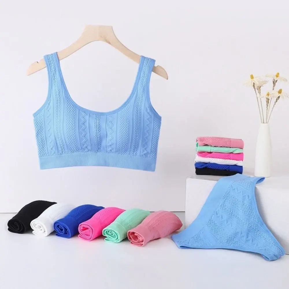 Minimalist Sports Underwear Bra Set Solid Color Thong Set Yoga Vest Fitness Bra Shockproof Gathering Panties Butt Lifter Briefs
Minimalist Sports Underwear Bra Set Solid Color Thong Set Yoga Vest Fitness Bra Shockproof Gathering Panties Butt Lifter Briefs