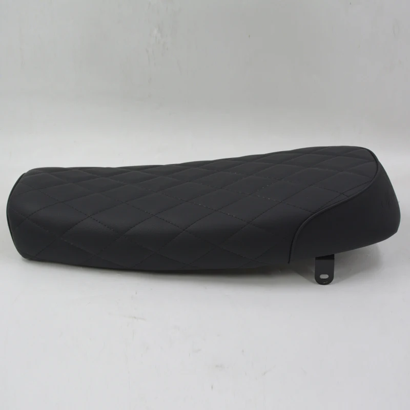 Motorcycle SEAT - DIAMOND - BLACK For MUTT Motorcycle Original Parts MPT-0322
Motorcycle SEAT - DIAMOND - BLACK For MUTT Motorcycle Original Parts MPT-0322