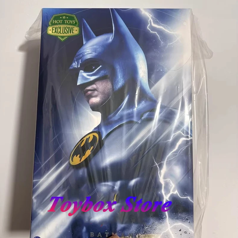 Hot Toys 1/6 Collectible Blue&Gray Suit Batman Action Figure Movable Eyeball Design MMS834 12inch Male Soldier Model Gifts
Hot Toys 1/6 Collectible Blue&Gray Suit Batman Action Figure Movable Eyeball Design MMS834 12inch Male Soldier Model Gifts