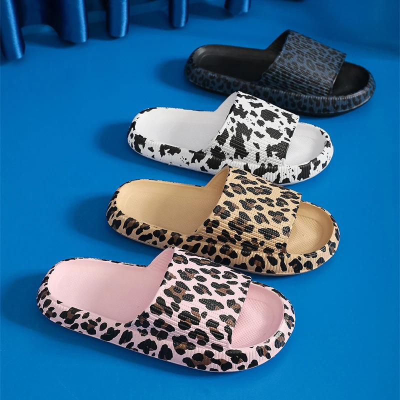 Fashion Printed Platform Couple Slippers for Women Plus Size 45 Eva Thick Bottom Slides Woman Outdoor Non Slip Beach Sandals
Fashion Printed Platform Couple Slippers for Women Plus Size 45 Eva Thick Bottom Slides Woman Outdoor Non Slip Beach Sandals