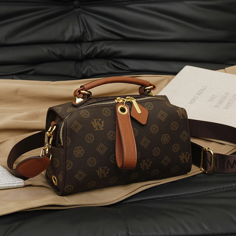 2025 Vintage Shoulder Bag, Womens Crossbody Purse, Trendy Day to Night Tote, Casual Sling Bag, Minimalist Top Handle Bag
2025 Vintage Shoulder Bag, Womens Crossbody Purse, Trendy Day to Night Tote, Casual Sling Bag, Minimalist Top Handle Bag