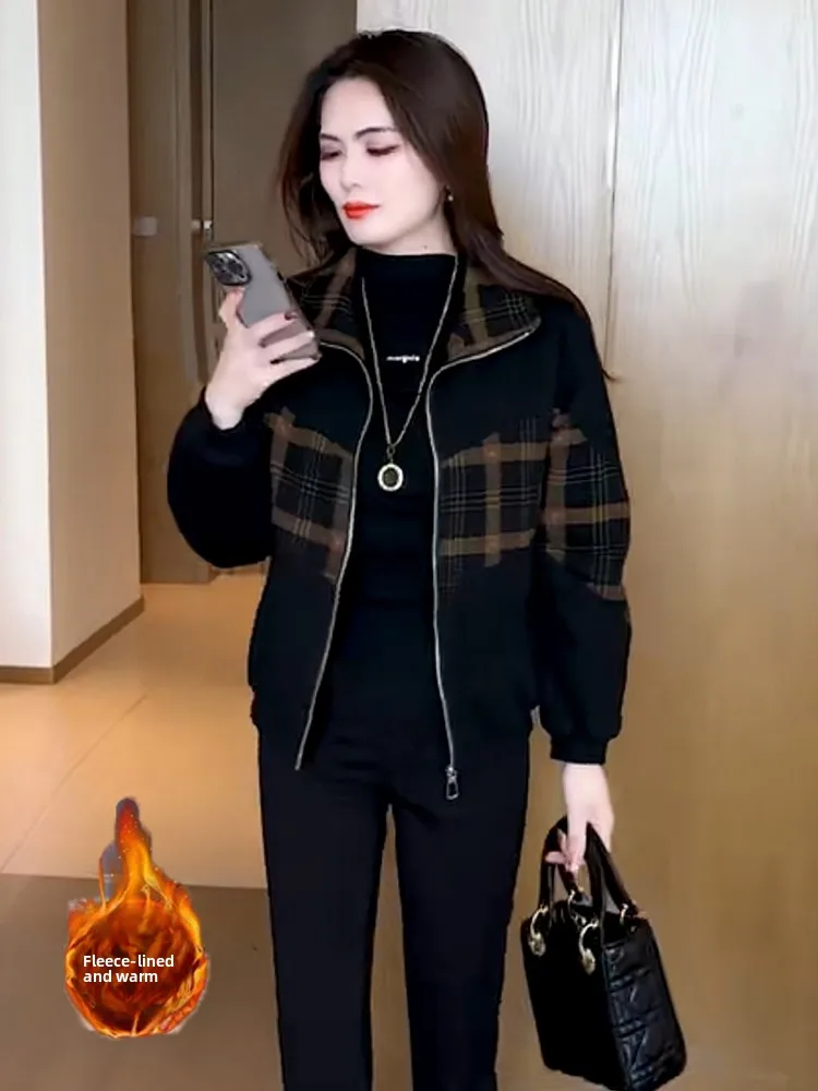 Thickened Fleece Short Denim Jacket Women's Casual Style Warm Quilted Autumn Winter New Fashion Slim Fit Plaid Coat Top
Thickened Fleece Short Denim Jacket Women's Casual Style Warm Quilted Autumn Winter New Fashion Slim Fit Plaid Coat Top