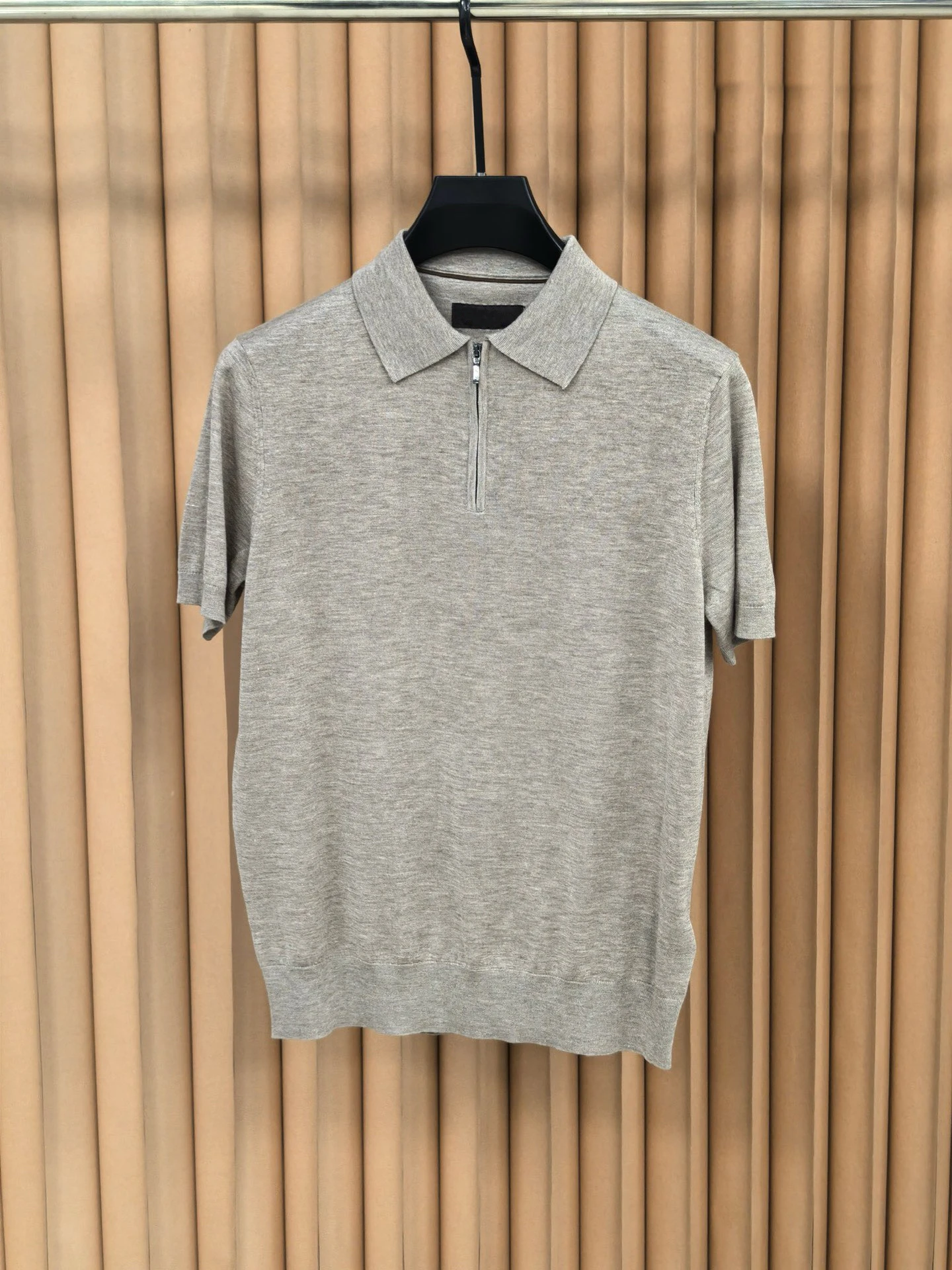 Ligentleman Summer Cashmere Shirt Men's Casual Short Sleeve Turn-down Collar T-shirt Fashionable Urban Style Breathable
Ligentleman Summer Cashmere Shirt Men's Casual Short Sleeve Turn-down Collar T-shirt Fashionable Urban Style Breathable