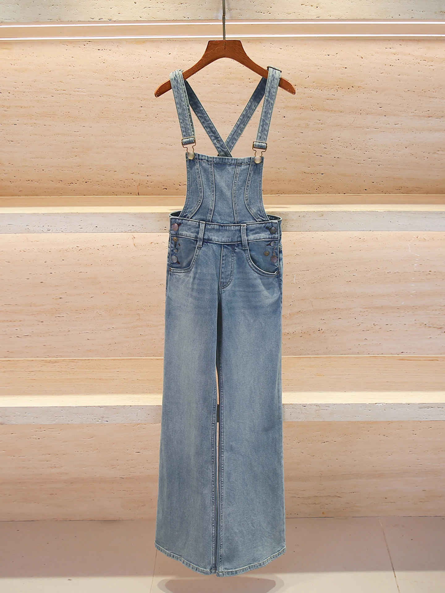 Adjustable Straps High-waist Denim Overalls for Women Casual Style Water-washed Fabric Pure Color Suitable for Commuting
Adjustable Straps High-waist Denim Overalls for Women Casual Style Water-washed Fabric Pure Color Suitable for Commuting