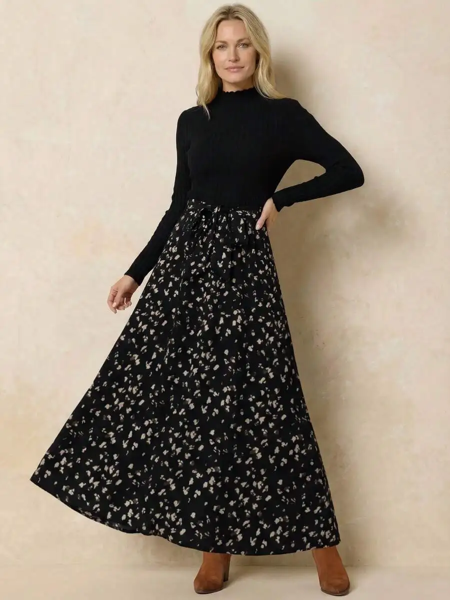 Women's Black Floral Print Maxi Skirt with High Neck Long Sleeve Top Set
Women's Black Floral Print Maxi Skirt with High Neck Long Sleeve Top Set