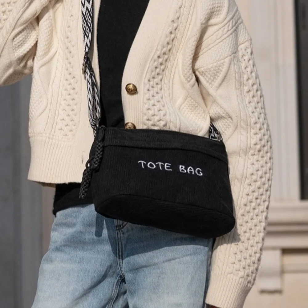 Large Capacity Corduroy Tote Bag Lightweight Adjustable Strap Versatile Shoulder Bag Zipper Closure Multiple pockets
Large Capacity Corduroy Tote Bag Lightweight Adjustable Strap Versatile Shoulder Bag Zipper Closure Multiple pockets