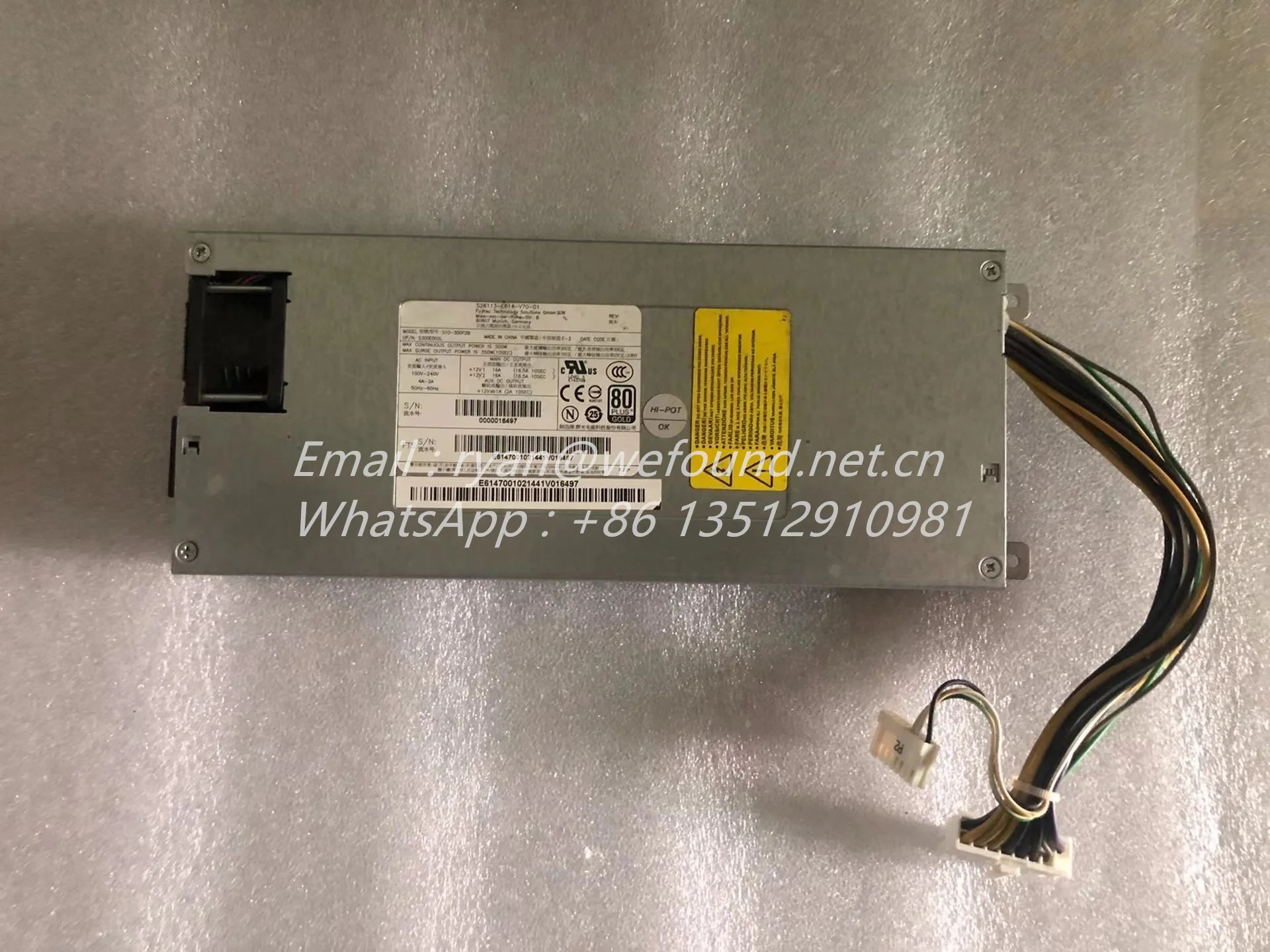 S26113-E614-V70-01 для Fujitsu RX1330M3/M2 серверный блок питания S13-300P2B 300W
S26113-E614-V70-01 для Fujitsu RX1330M3/M2 серверный блок питания S13-300P2B 300W