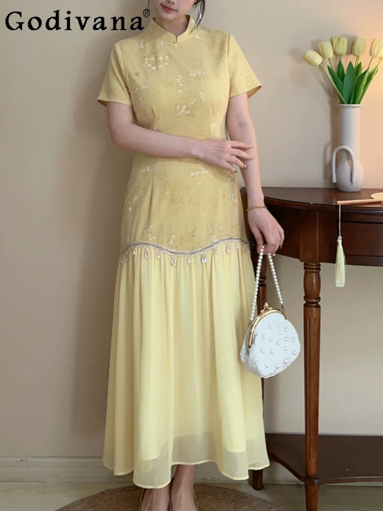 Spring Summer Yellow Fake Two-piece Plus Size Gentle Cheongsam Fashion High Waist A-line Elegant Stand-up Collar Long Dreses
Spring Summer Yellow Fake Two-piece Plus Size Gentle Cheongsam Fashion High Waist A-line Elegant Stand-up Collar Long Dreses