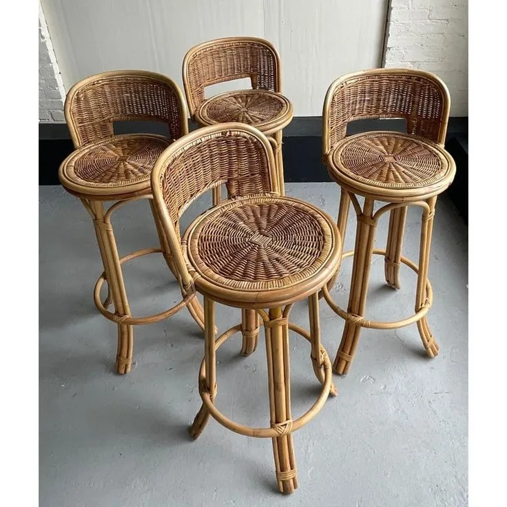 Popular Design Rattan Vintage Stool
Popular Design Rattan Vintage Stool